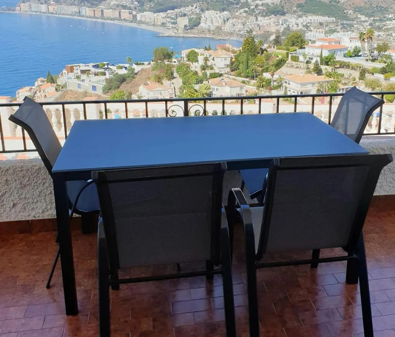 La Perla Villa Almunecar 0*,